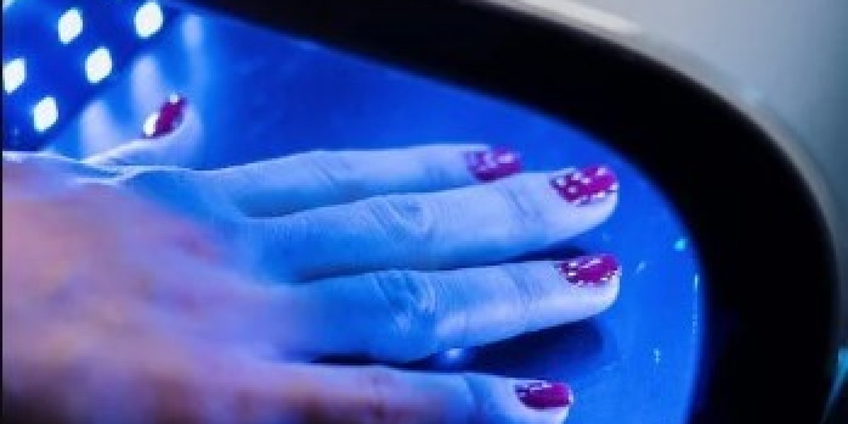 Unlocking the Beauty Scene: Nail Art and Acrylic Nails in Vancouver