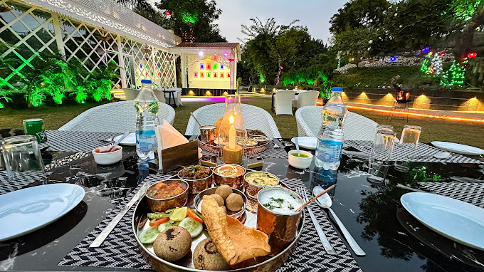 Top Pure Veg Restaurant in Udaipur – Udaipur Traditional