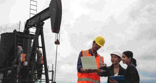 Construction Crane Training in Montana | Rigging & Signaling