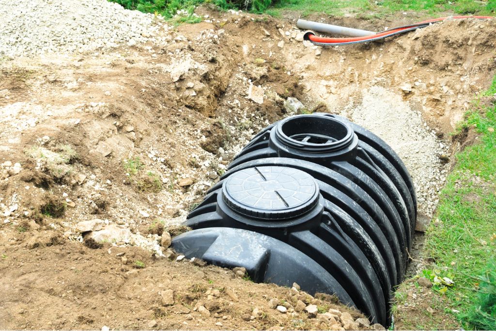 Septic Tank Leaks, Backups, Odors? Call Gateway Septic