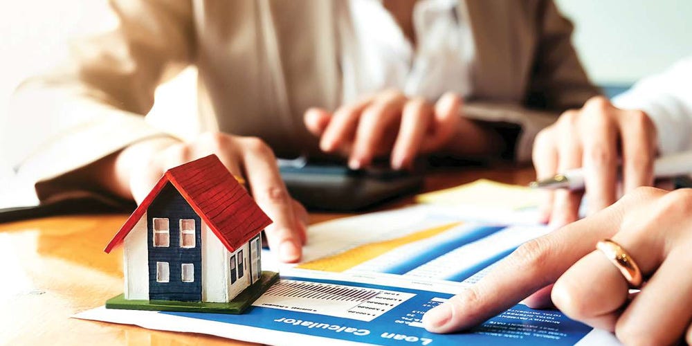 Loan Consultant: Your Trusted Guide for Smarter Borrowing | by Fundcera | Sep, 2025 | Medium