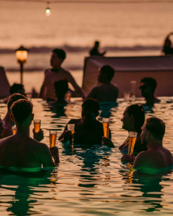 Sunset Beach Club Bali dengan DJ Internasional - findstolengoods.com
