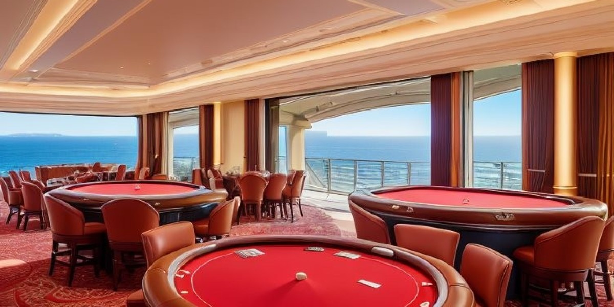 Escritorios de Juego en el interior del Casino Nine